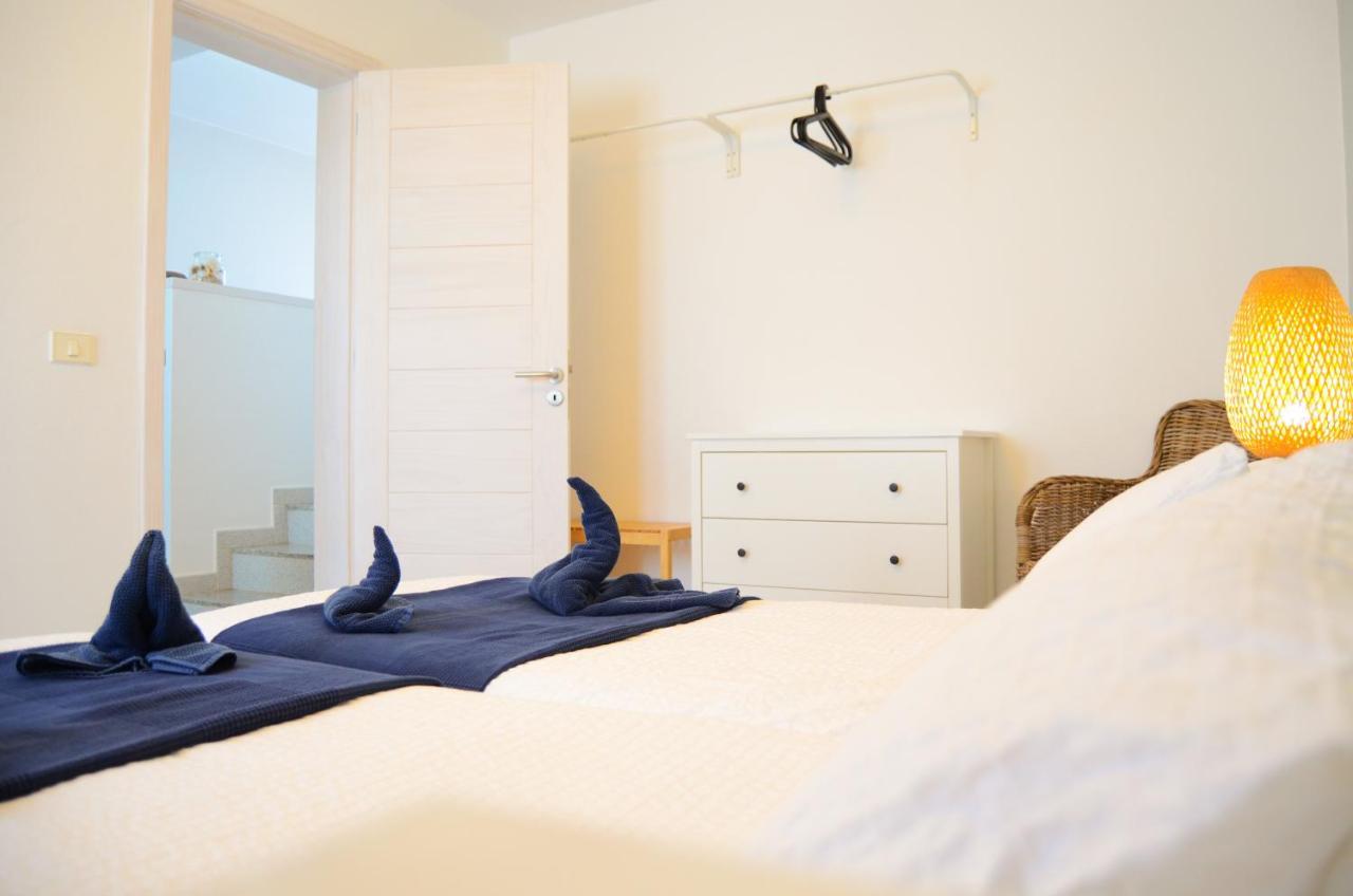 Apartamentos El Marinero - Avenida Калета де Себо Екстериор снимка